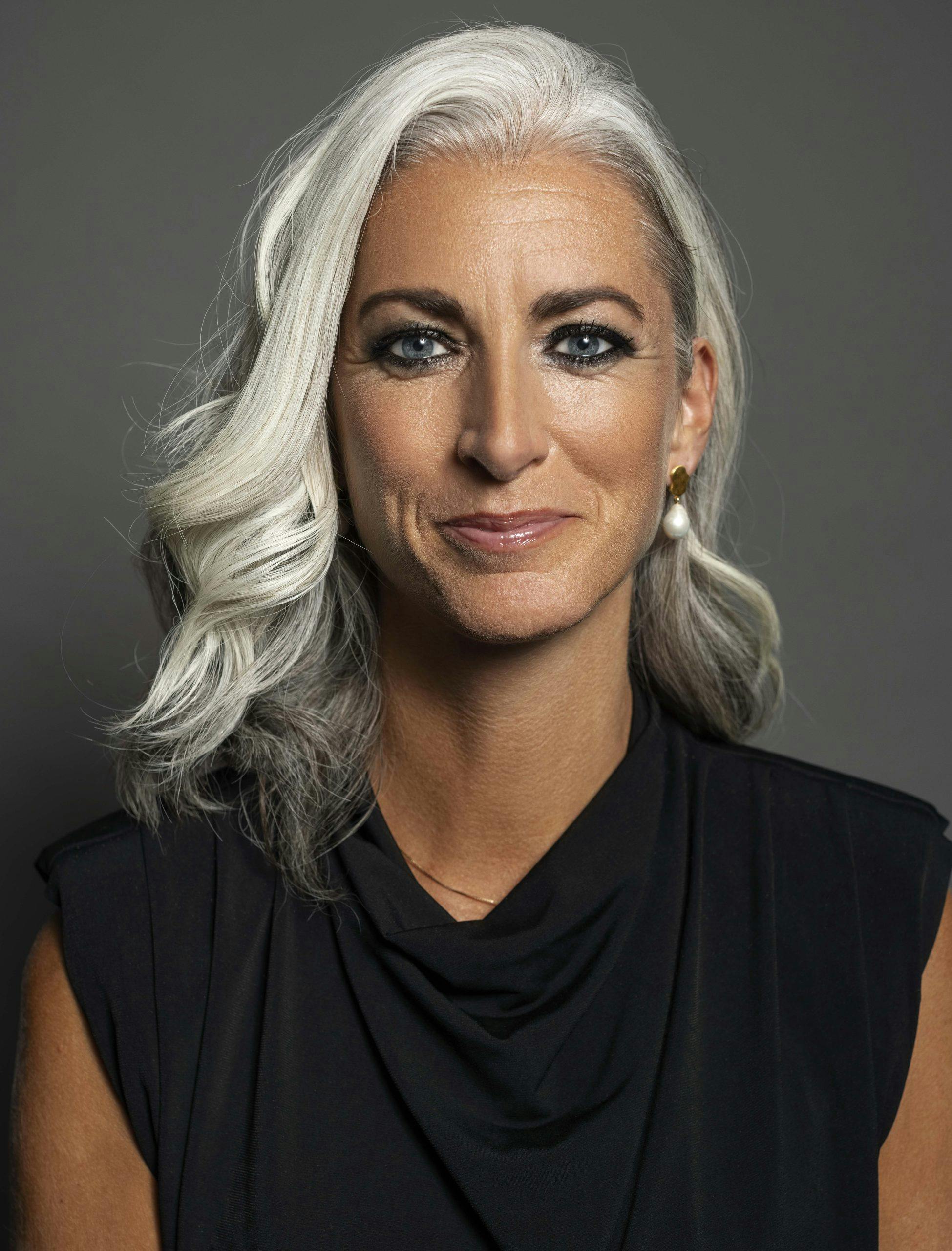 oto2220 2 festsminke sotede øyne