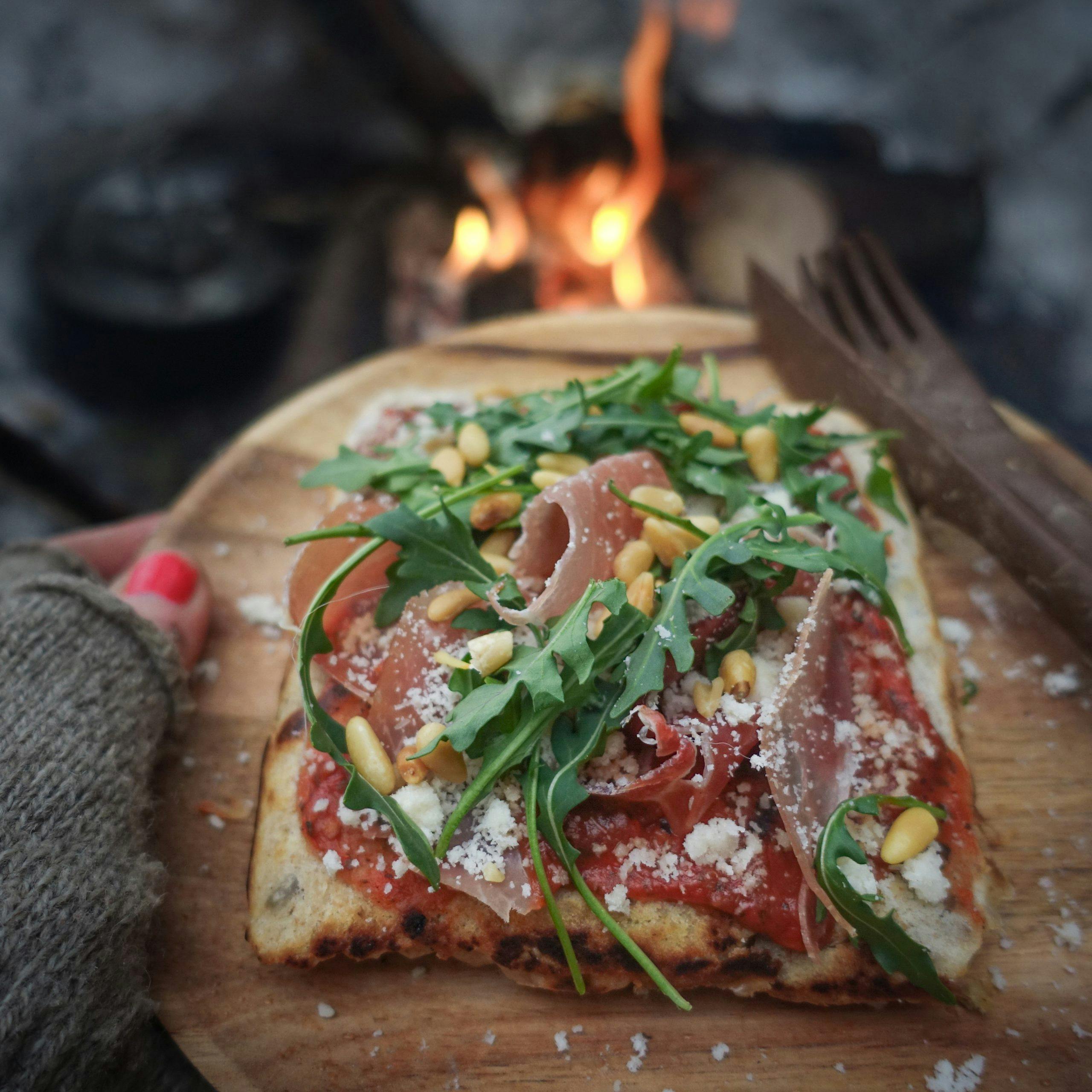 LYKKE: Italiensk pizza i norsk natur.
