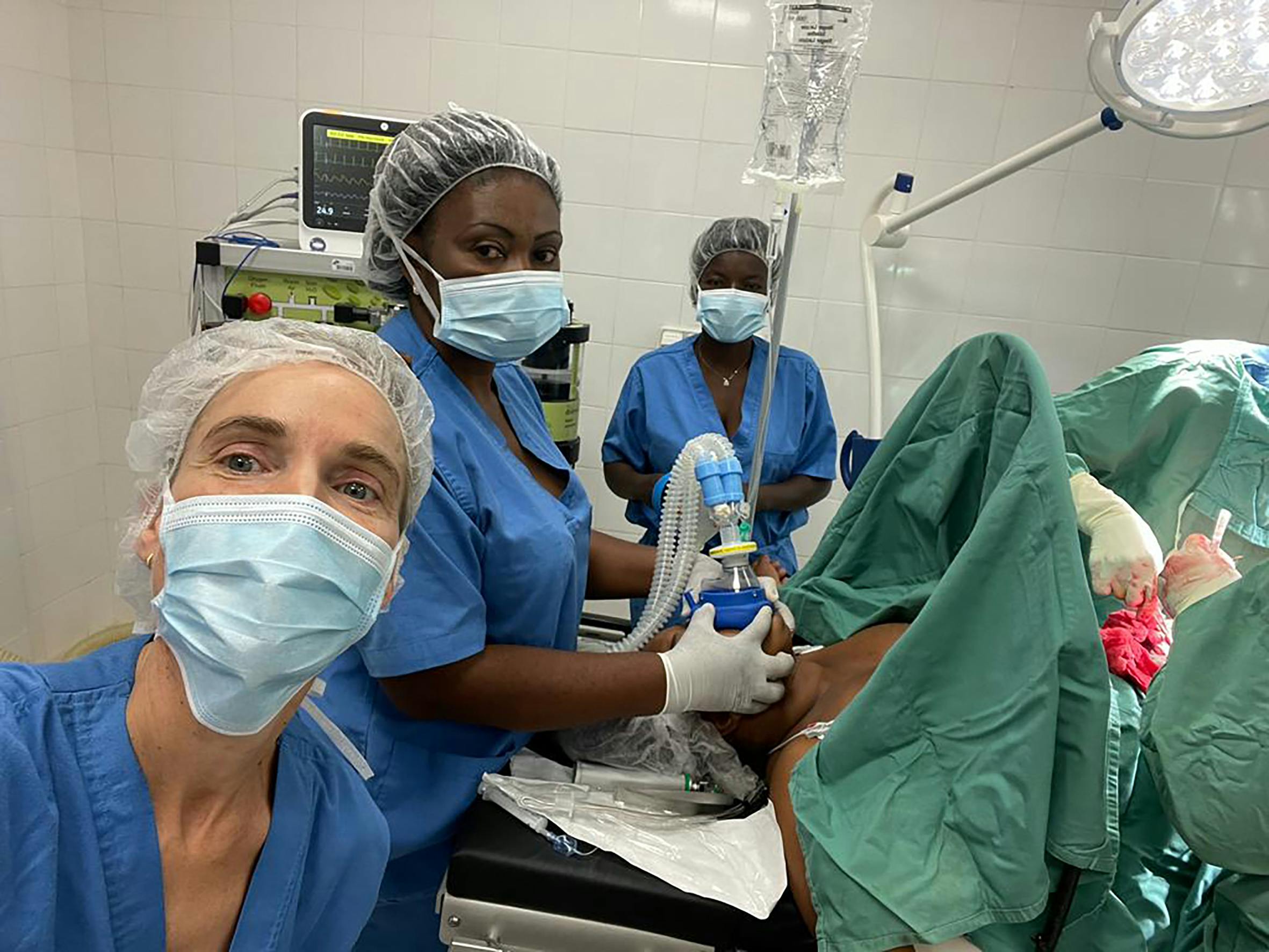 Elin Andersen, Leger Uten Grenser