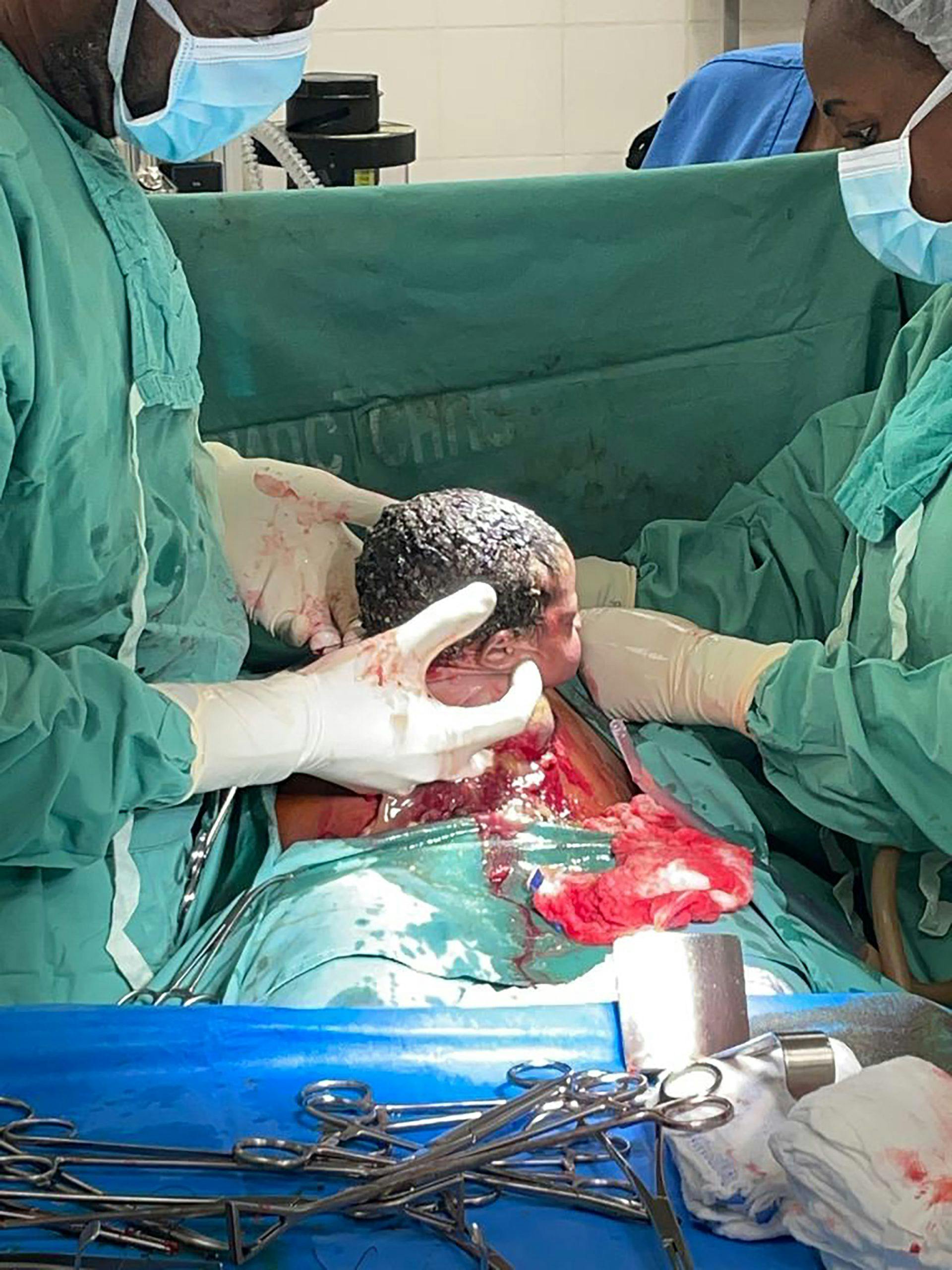 Elin Andersen, Leger Uten Grenser