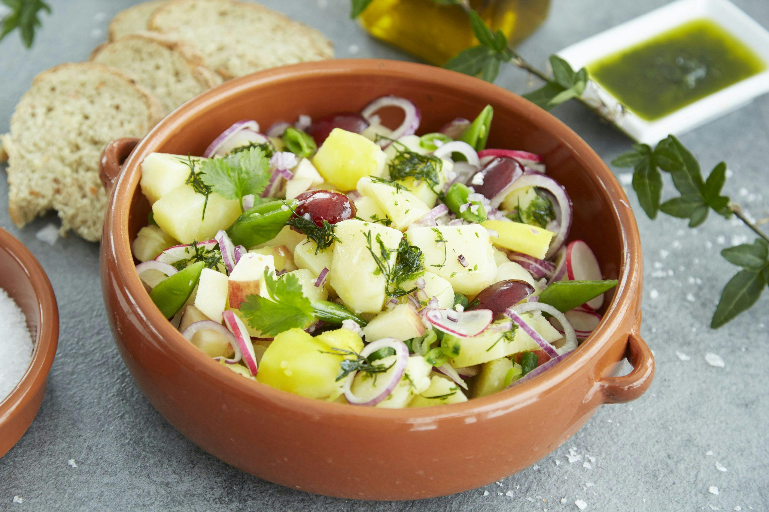 potetsalat med sukkererter zIAg Potetsalat med italienske smaker