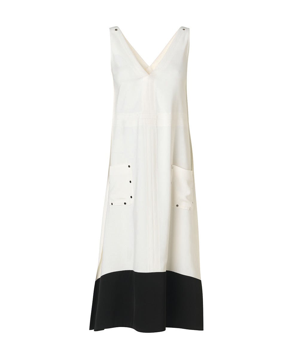 Nagler: Lang kjole med brede stropper 2017