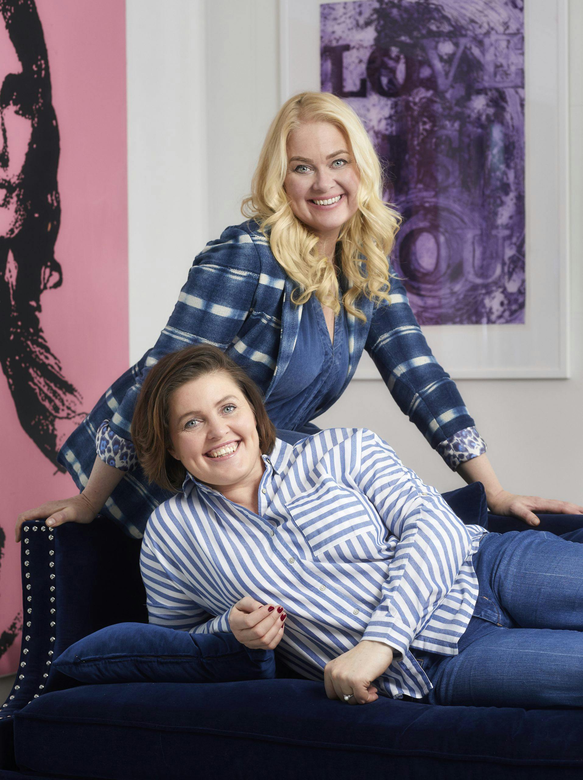 De har pakket alt inn i feelgood, men søstrene Dora og Björg Thorhallsdottir vil både underholde, bevege og lære bort noen nytelsestriks for livet. Dora og Björg Thorhallsdottir