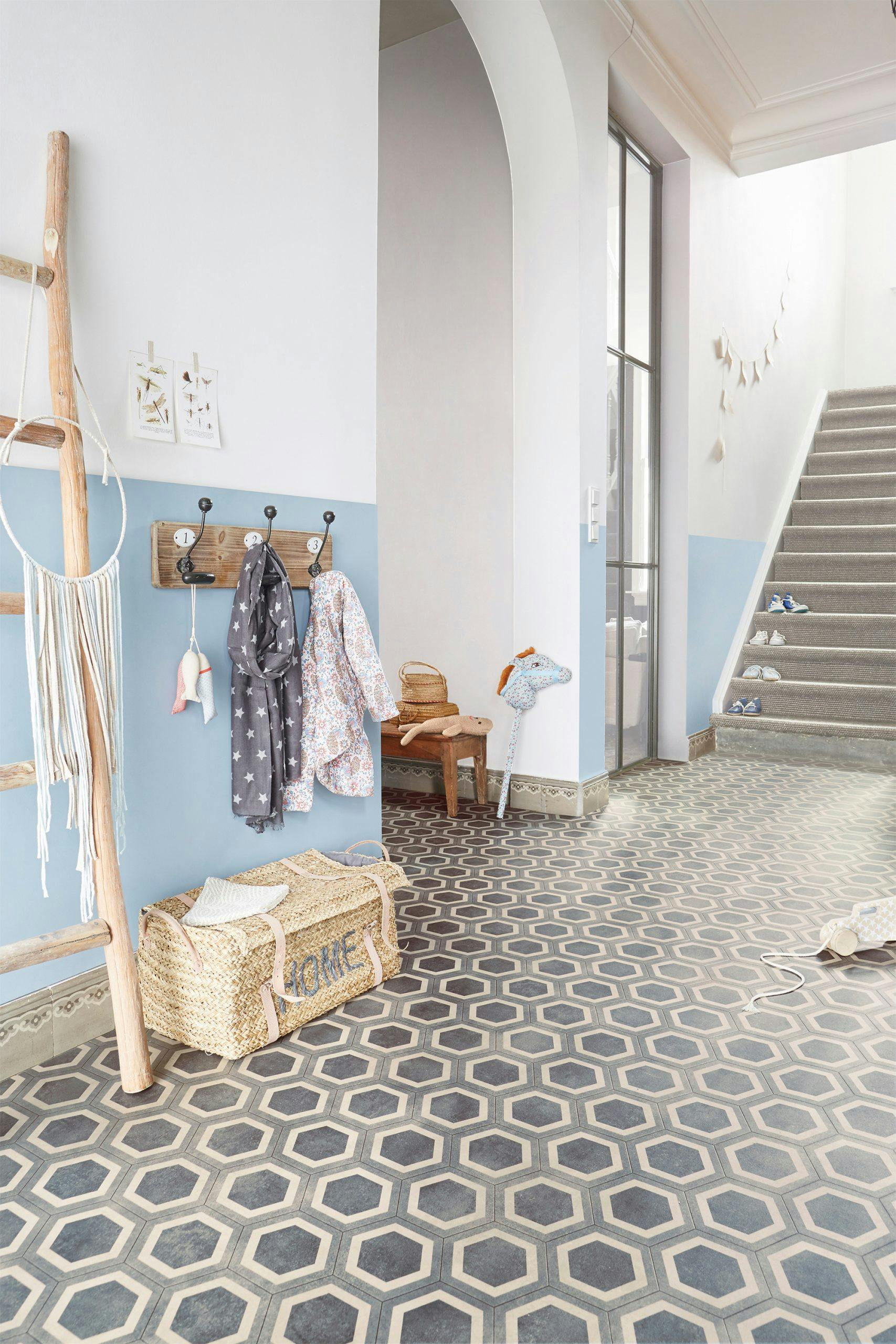 Valg av gulv: Mønstret stuegulv av vinyl