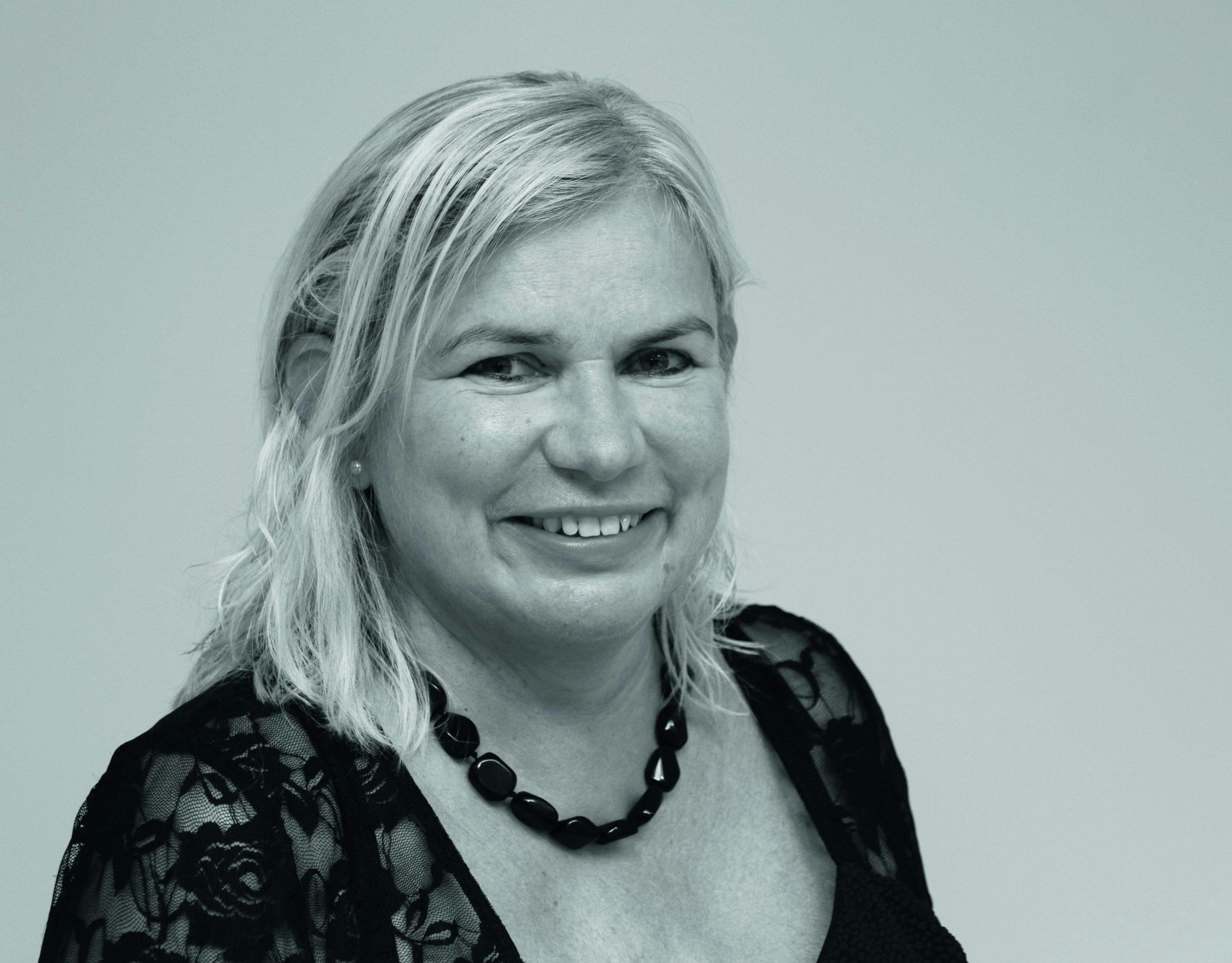 undersak unn ljoner hagen grey Unn Ljøner Hagen