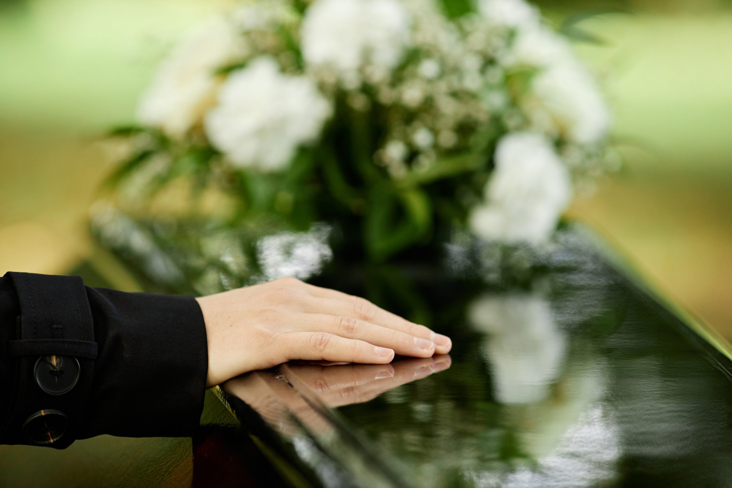 kort-til-begravelse-15-gode-forslag-til-hilsner-woman-dk