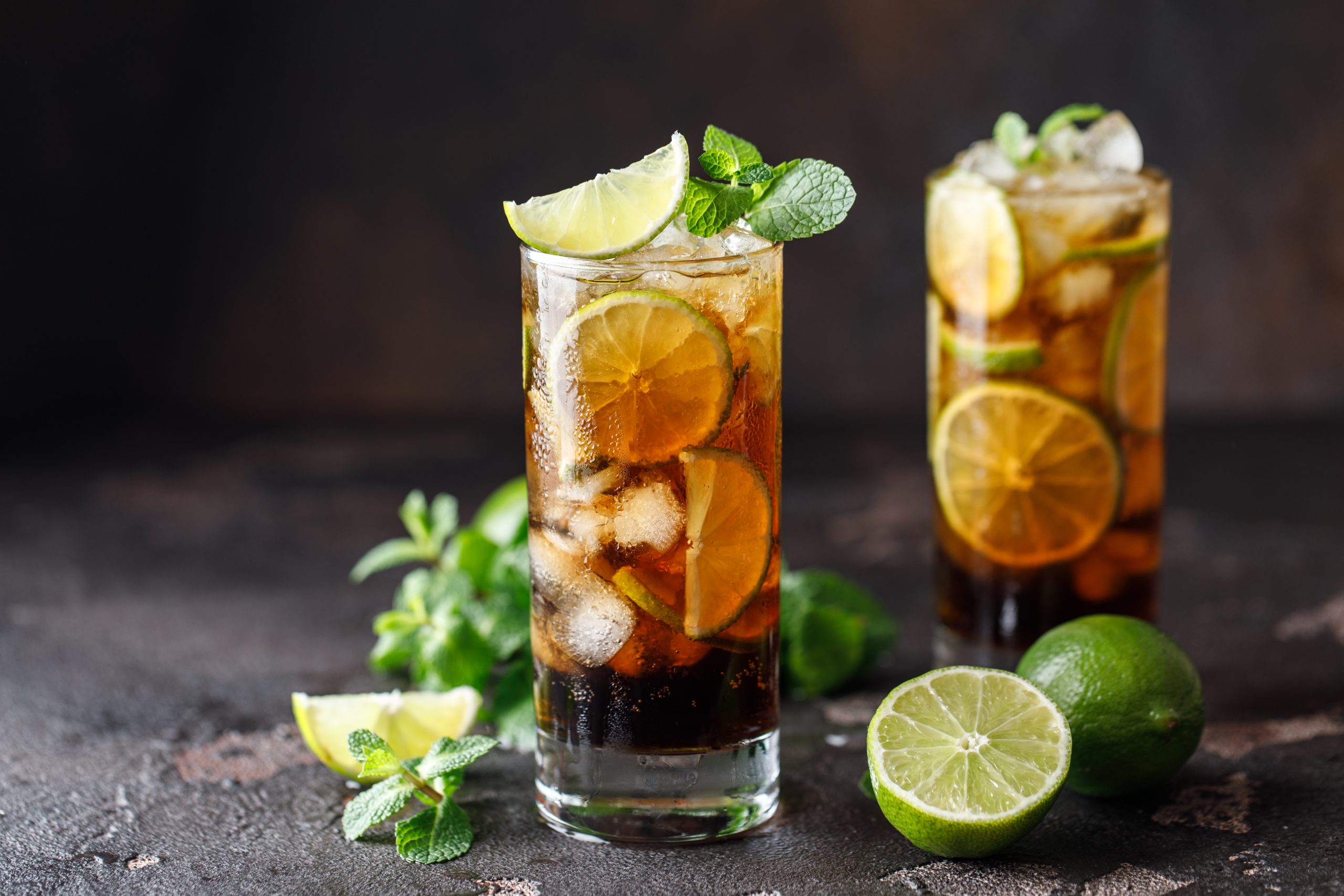 drinks-med-rom-20-superl-kre-romdrinks-woman-dk