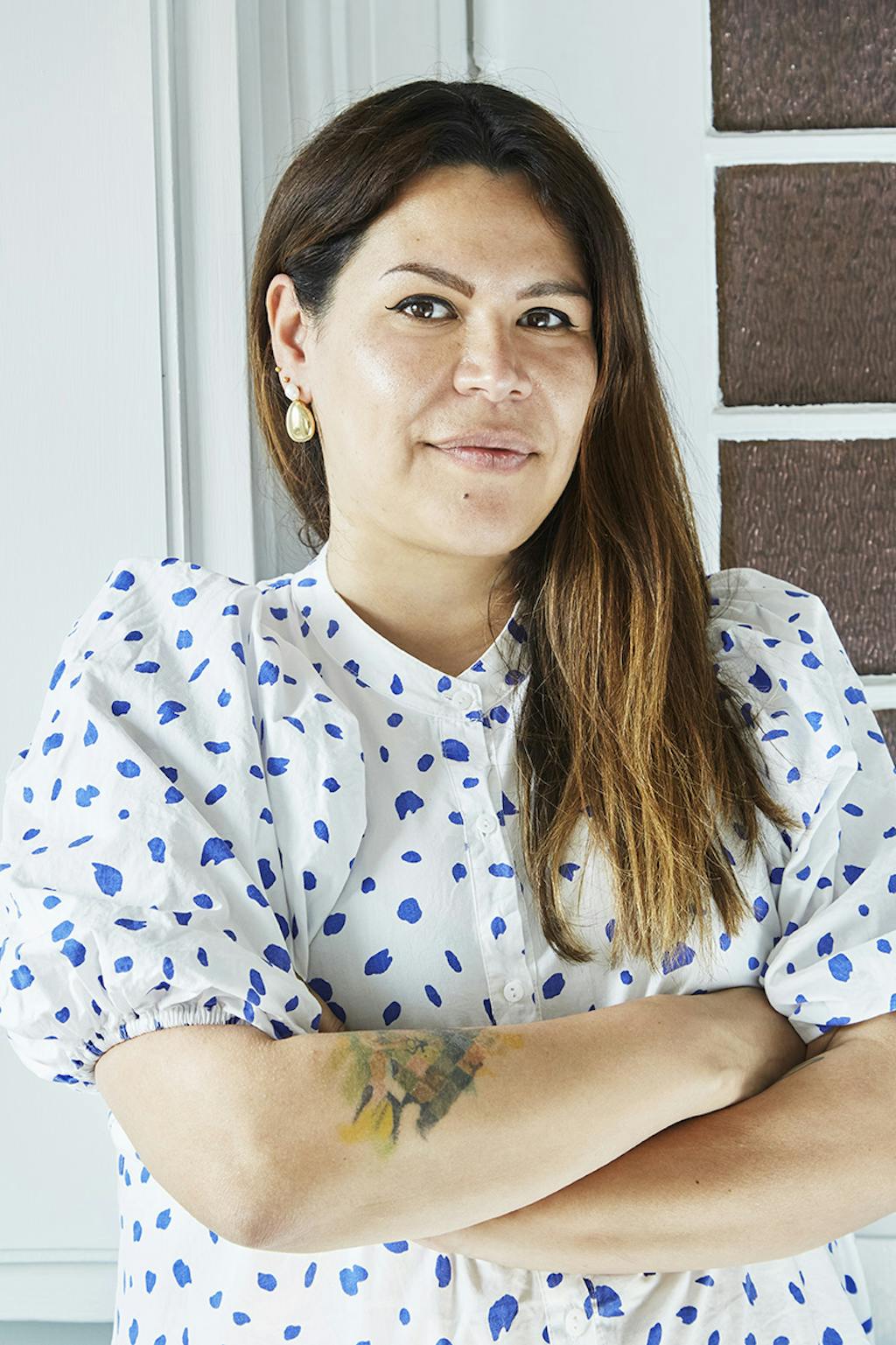 Tova har skabt det perfekte kanvas for sin store kærlighed til farver