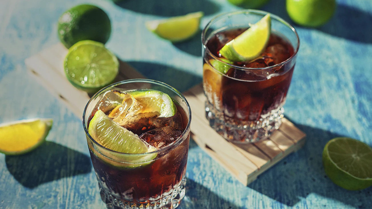 Drinks - få opskrifter på lækre cocktails, drinks og shots | woman.dk